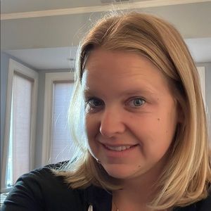 Meet your Posher, Rebecca